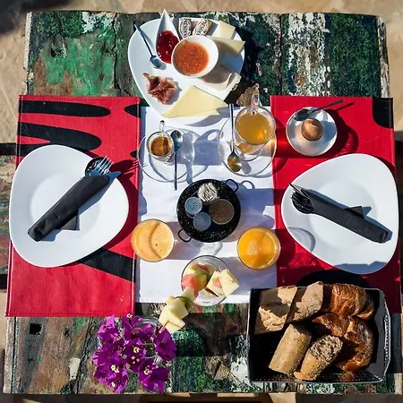 فندق Ibizazen 3*